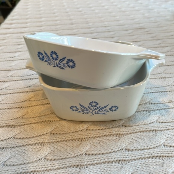 Set of 2 Corning Ware Cornflower Blue Small Casserole Dishes P-43-B & P-41. - Picture 1 of 15